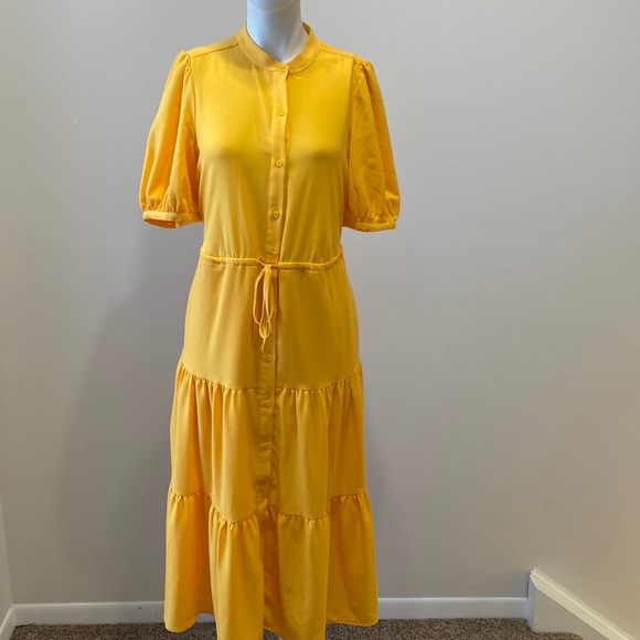 POPSUGAR Dresses & Skirts - POP SUGAR Bright Yellow Dress!